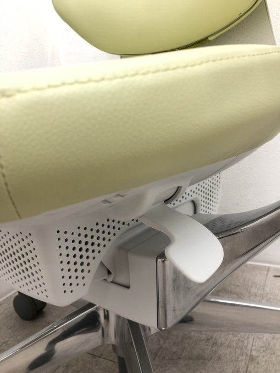 コクヨing(イング)チェア 固定肘付イングチェア　 商品画像11