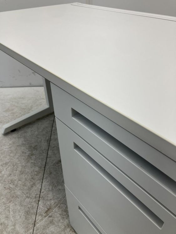 イトーキCZRシリーズ 1200片袖デスク 商品画像16