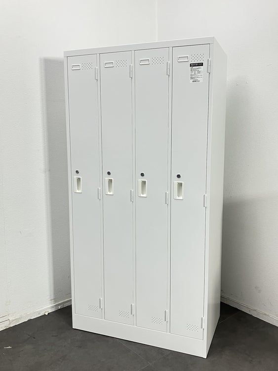 コクヨLKシリーズ　（コクヨ） 4人用ロッカー 商品画像1