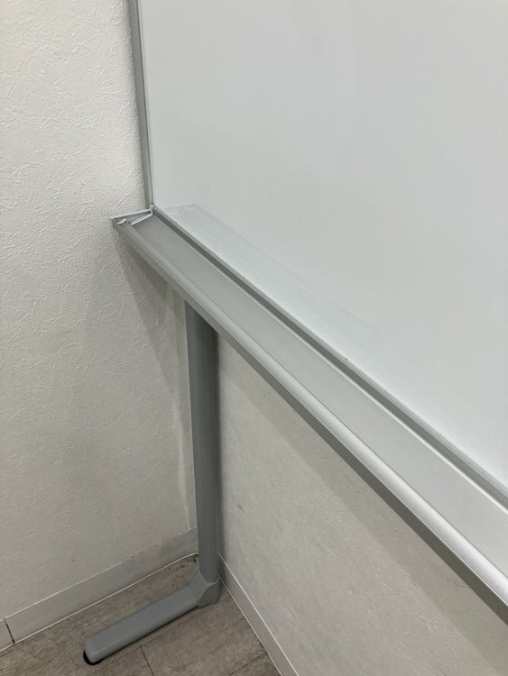 コクヨ1800脚付ホワイトボード 商品画像5