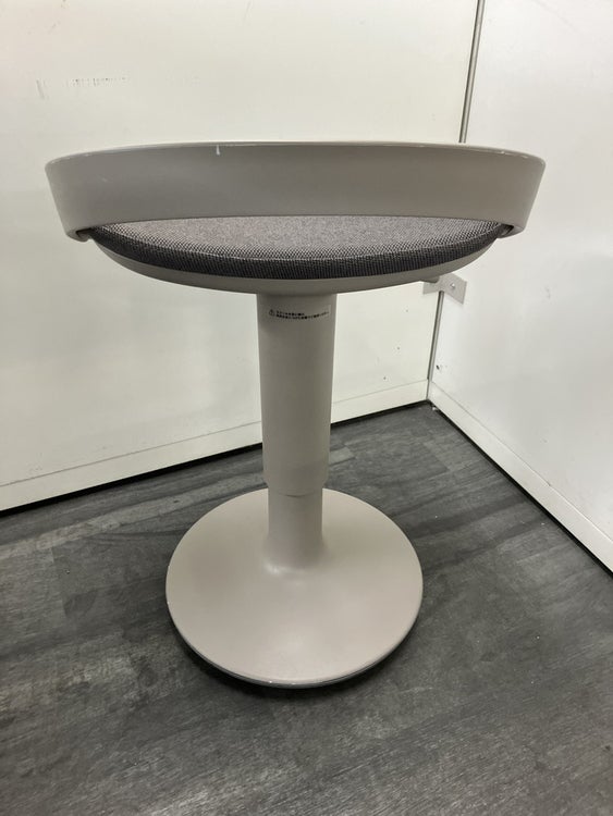コクヨジョインシリーズ 昇降スツール 商品画像3