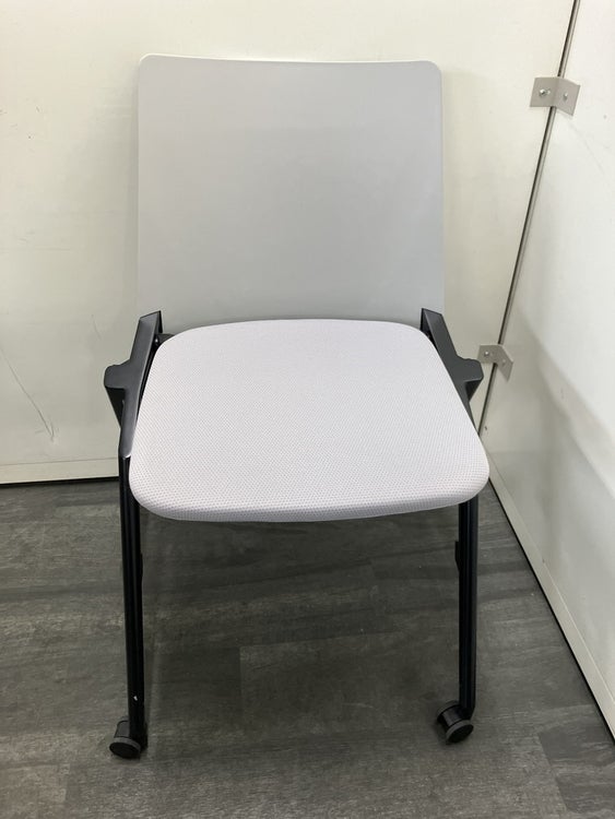 コクヨスタッカシリーズ スタッキングチェア4脚セット 商品画像2