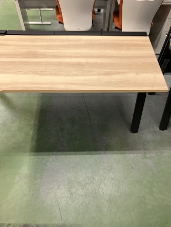 プラスジェネラシリーズ 1600L型デスク 商品画像8