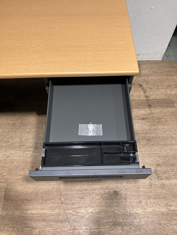 アイリスチトセ1400両袖デスク 商品画像7
