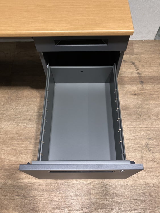 アイリスチトセ1400両袖デスク 商品画像8