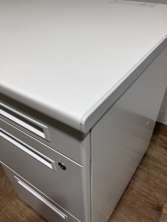 ライオンLDVシリーズ 1000片袖デスク 商品画像3