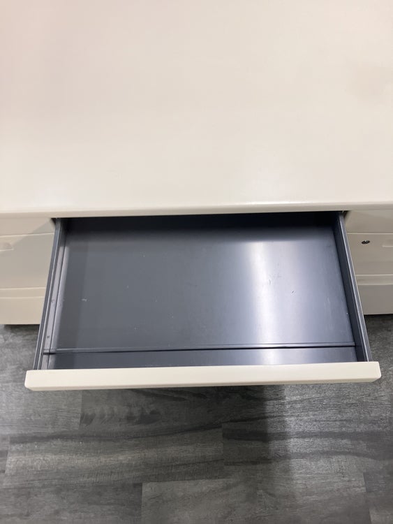 コクヨピクサシリーズ 1400両袖デスク 商品画像11
