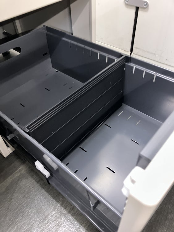 コクヨピクサシリーズ 1400両袖デスク 商品画像16