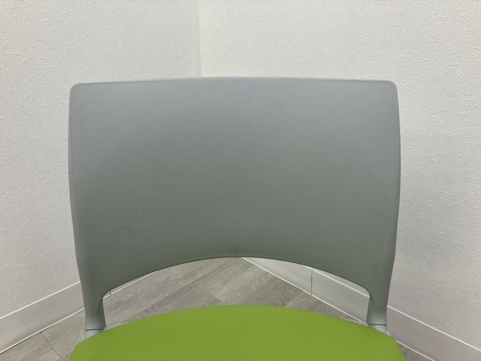 ライオンEpit(エピット)シリーズ スタッキングチェア 商品画像5