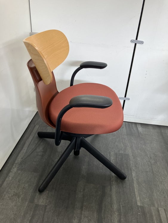 コクヨingLIFE(イングライフ)シリーズ 固定肘付イングライフチェア 商品画像3