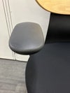 コクヨingLIFE(イングライフ)シリーズ 固定肘付イングライフチェア　 商品画像6