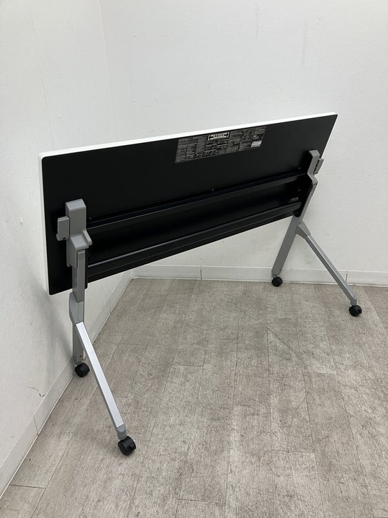 オカムラFLAPTOR(フラプター)シリーズ 1500サイドスタックテーブル 商品画像11