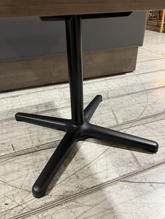 イトーキknot Work(ノットワーク)シリーズ カフェテーブル+ラウンジチェア3点セット 商品画像17