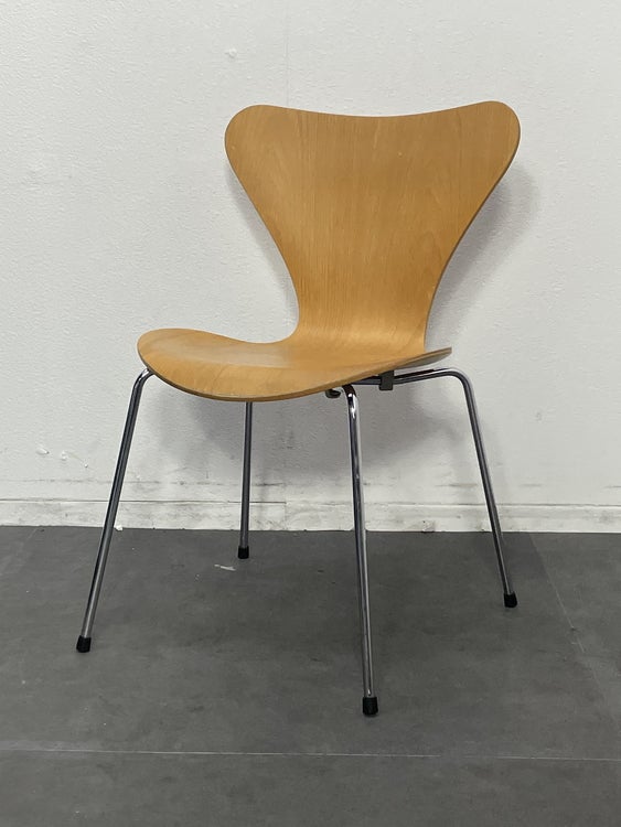 フリッツ・ハンセン(Fritz Hansen)セブンチェア 商品画像1