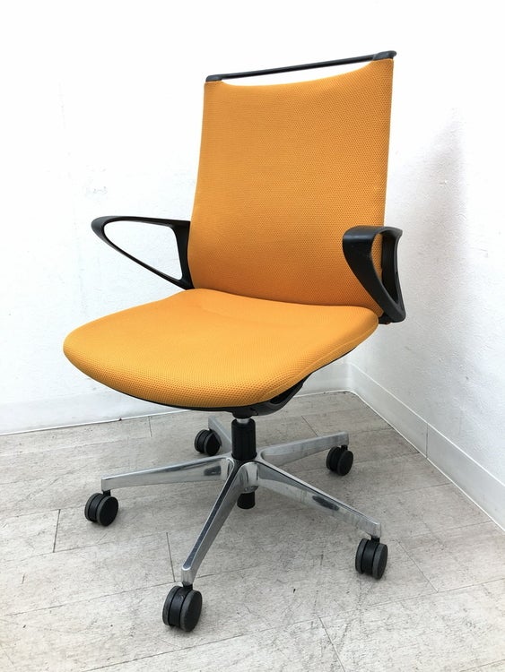 オカムラmode(モード)シリーズ 固定肘付モードチェア 商品画像1