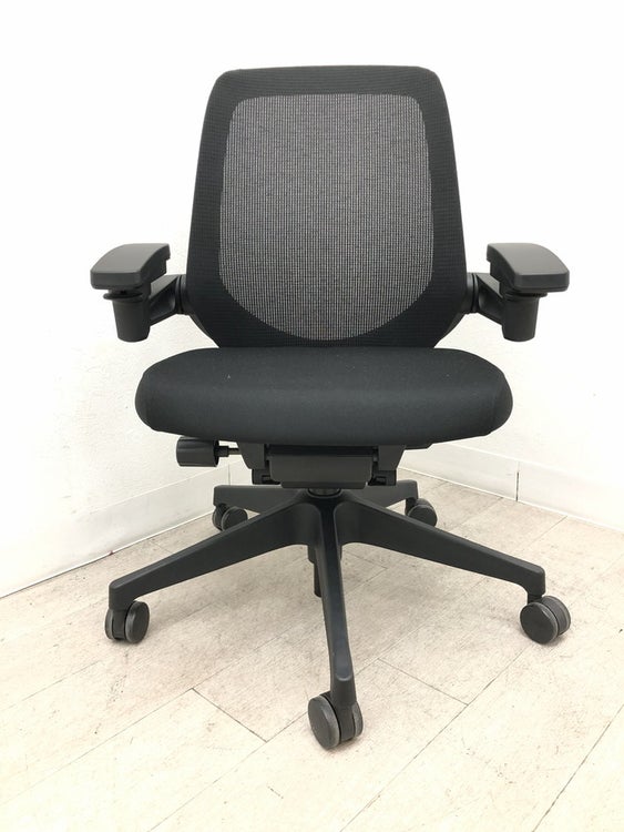 イトーキノート(nort)チェア 可動肘付ノートチェア 商品画像2
