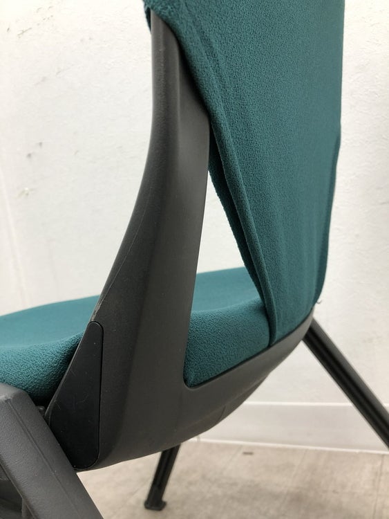 プラスカイノスシリーズ ミーテングチェア 商品画像8