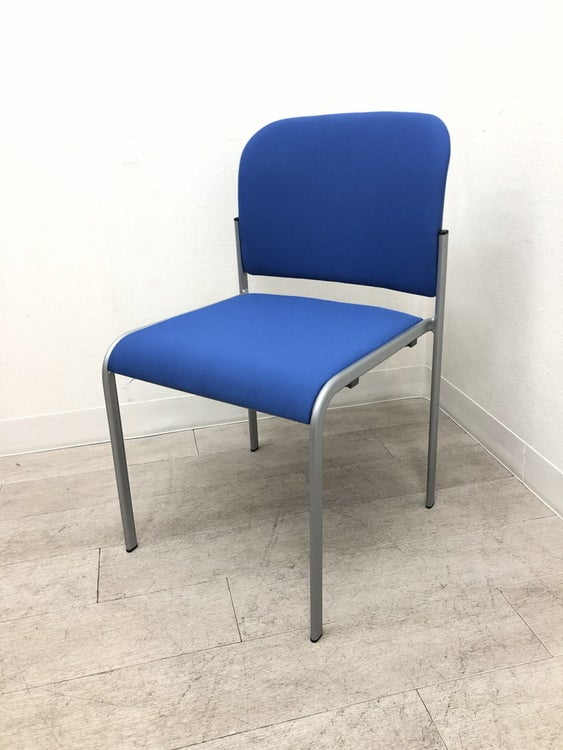 ライオンスタッキングチェア 商品画像1