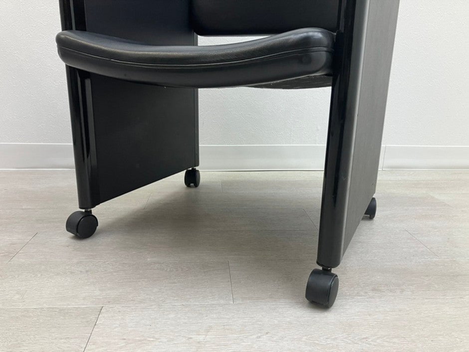 Knoll（ノール）プルアップアームチェア プルアップアームチェア 商品画像11