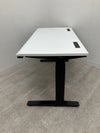 オカムラSwift(スイフト)シリーズ 1350電動昇降デスク 商品画像5