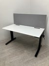 オカムラSwift(スイフト)シリーズ 1350電動昇降デスク 商品画像1