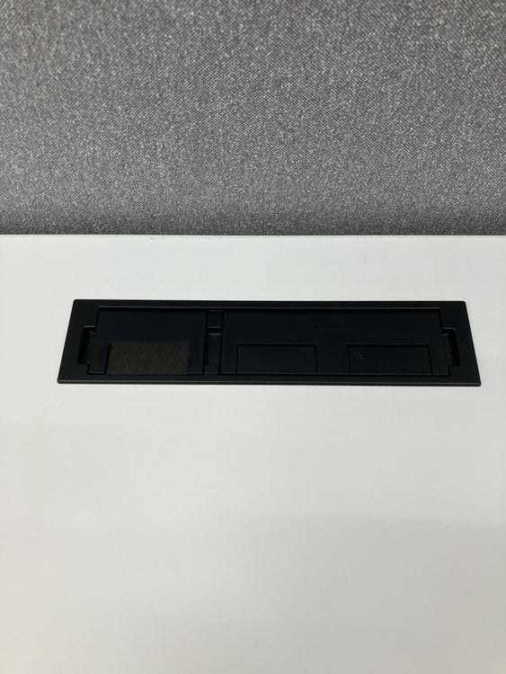 オカムラSwift(スイフト)シリーズ 1350電動昇降デスク 商品画像6