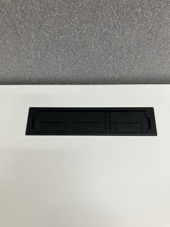 オカムラSwift(スイフト)シリーズ 1350電動昇降デスク 商品画像7