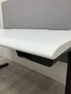 オカムラSwift(スイフト)シリーズ 1350電動昇降デスク 商品画像9