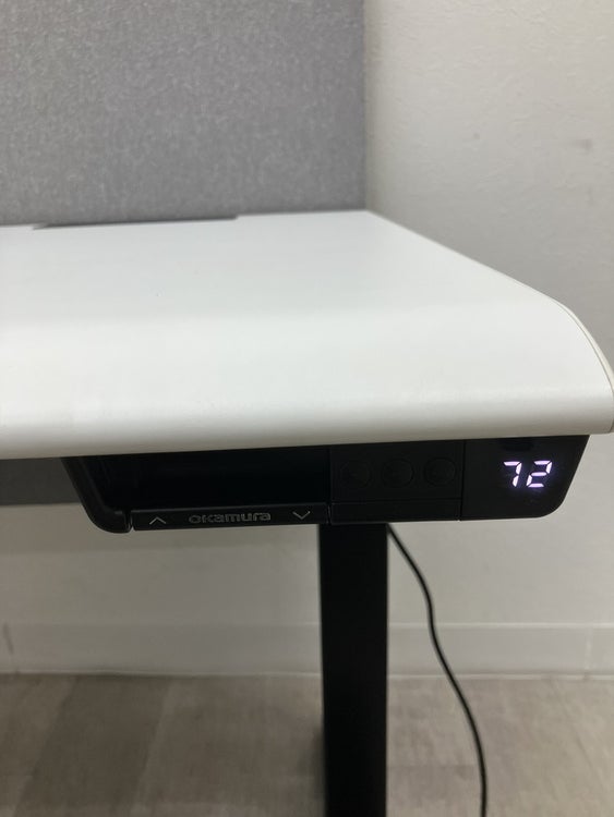 オカムラSwift(スイフト)シリーズ 1350電動昇降デスク 商品画像12