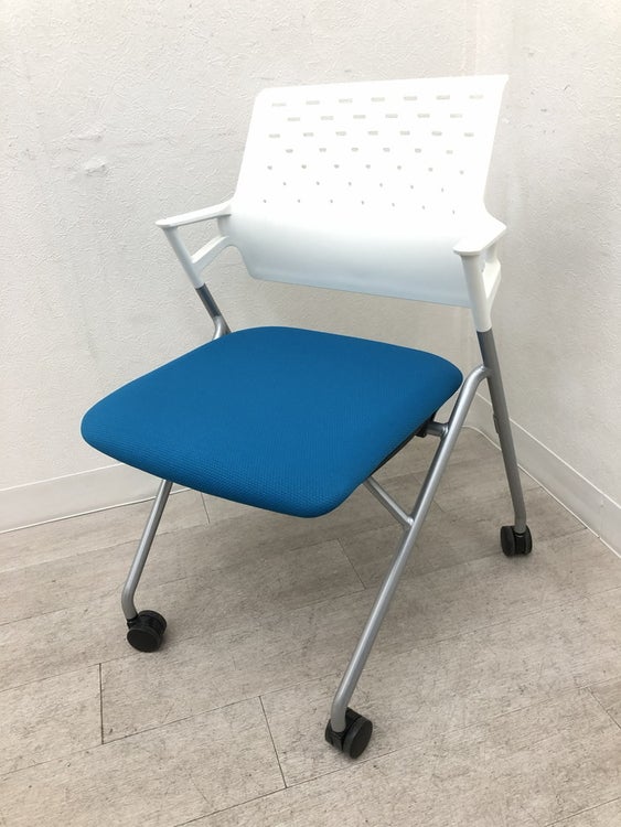 コクヨピエガチェア ネスティングチェア 商品画像1