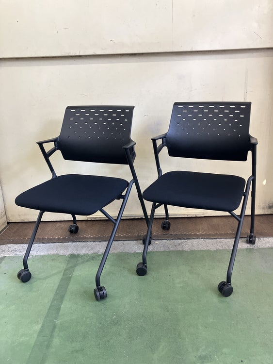 コクヨピエガチェア ネスティングチェア2脚セット 商品画像1