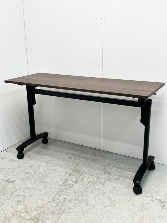 イトーキトラディカシリーズ 1200サイドスタックテーブル 商品画像1