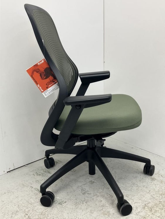 Knoll（ノル/ノール）リジェネレーションチェア 可動肘付リジェネレーションチェア 商品画像4