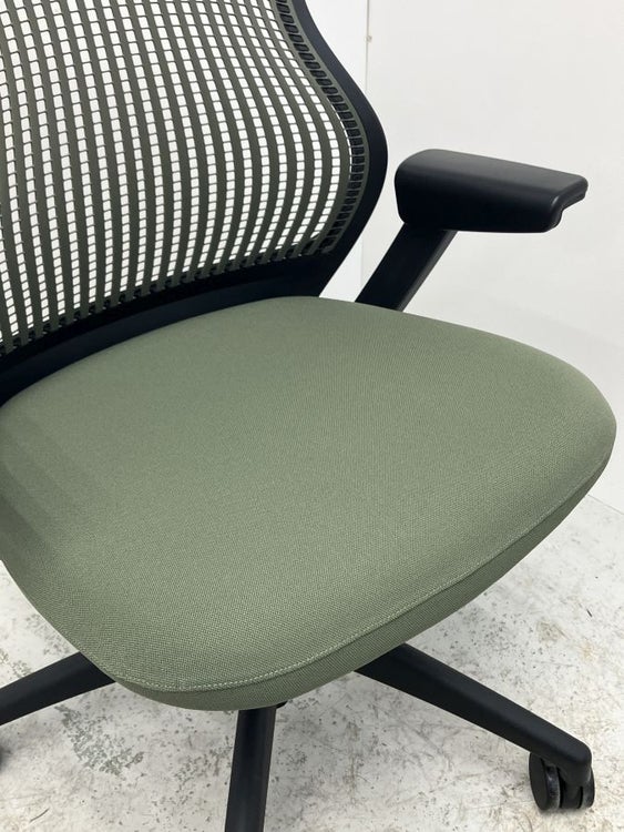 Knoll（ノル/ノール）リジェネレーションチェア 可動肘付リジェネレーションチェア 商品画像7