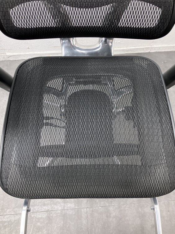 エルゴヒューマンプロ 可動肘付エルゴヒューマンプロオットマンチェア 商品画像9