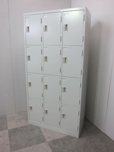 ムゲンドウ12人用ロッカー 商品画像2