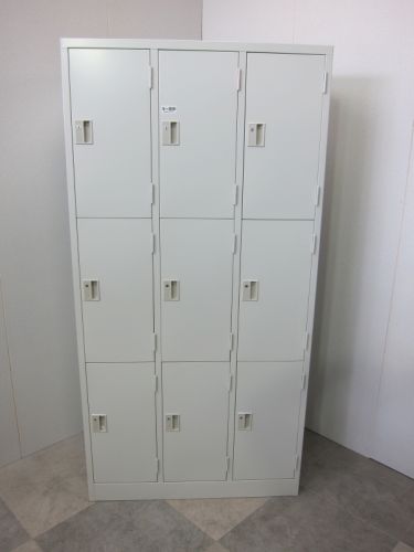 ムゲンドウ9人用ロッカー 商品画像1