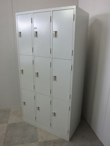 ムゲンドウ9人用ロッカー 商品画像2