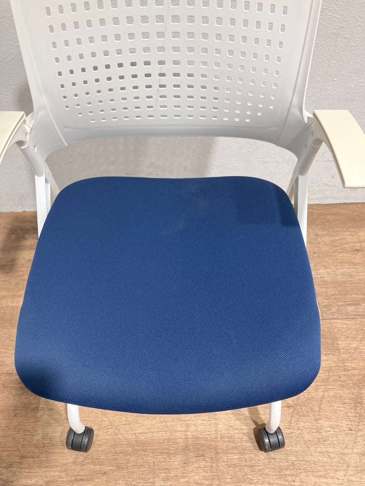 イトーキMonon(モノン)チェア ネスティングチェア4脚セット 商品画像8