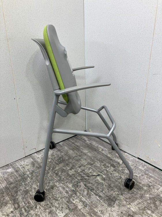 オカムラRuna(ルナ)シリーズ 肘付ルナチェア 商品画像4