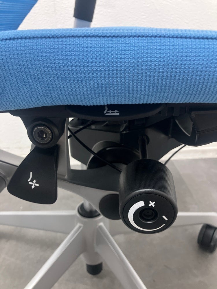 オカムラBaron(バロン)チェア 可動肘付バロンチェア 商品画像8