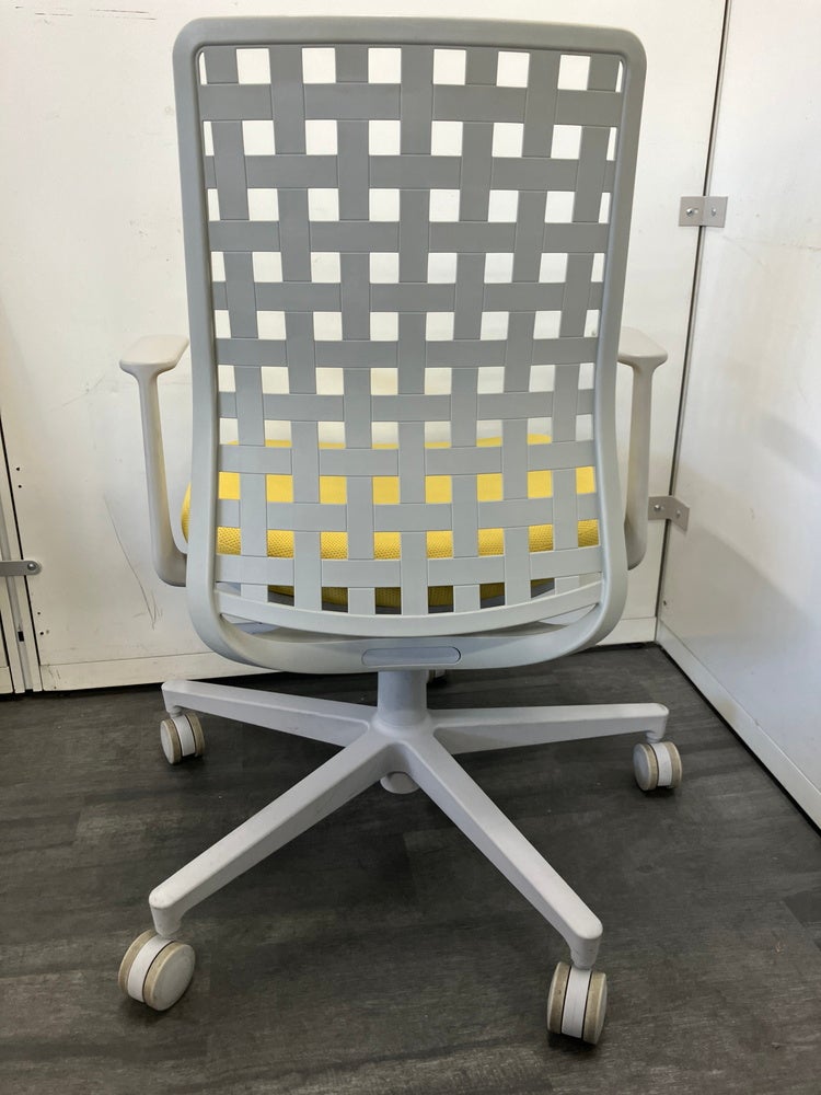 コクヨMonet（モネット）シリーズ 固定肘付モネットチェア 商品画像3