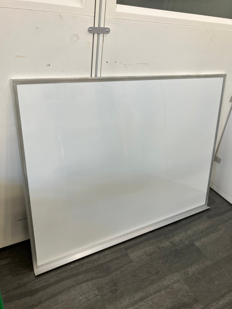 1200壁掛ホワイトボード 商品画像1