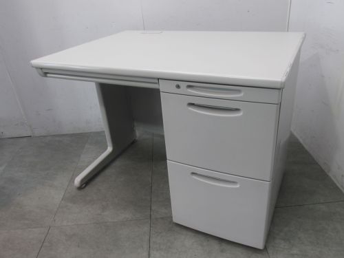 オカムラ1000片袖デスク 商品画像2