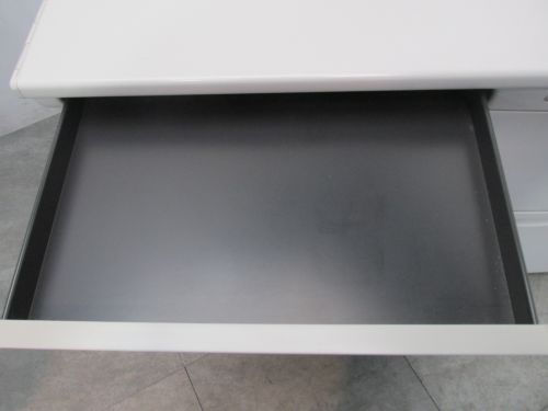 オカムラ1000片袖デスク 商品画像9