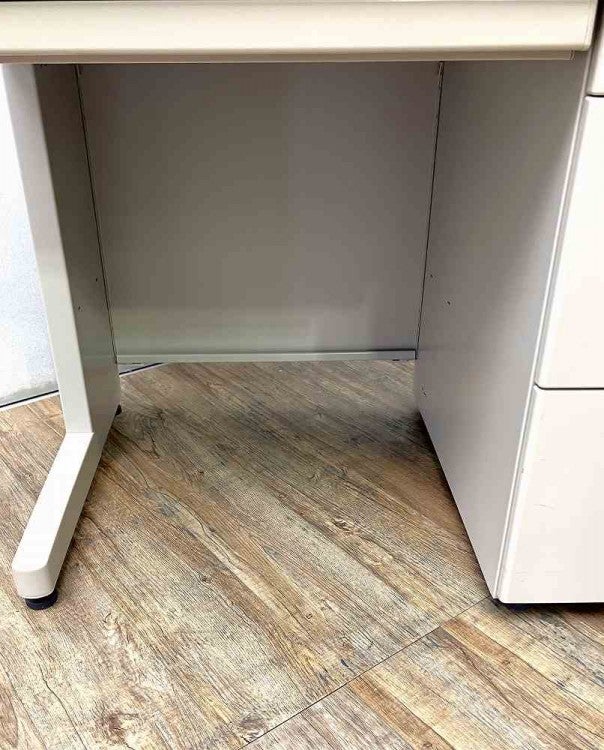 コクヨ1000片袖デスク 商品画像5
