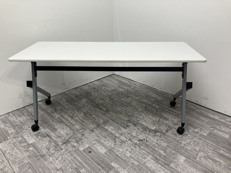 イトーキ1500サイドスタックテーブル 商品画像1