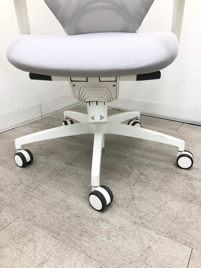 Wilkhahn（ウィルクハーン）184range IN 可動肘付INチェア 商品画像14