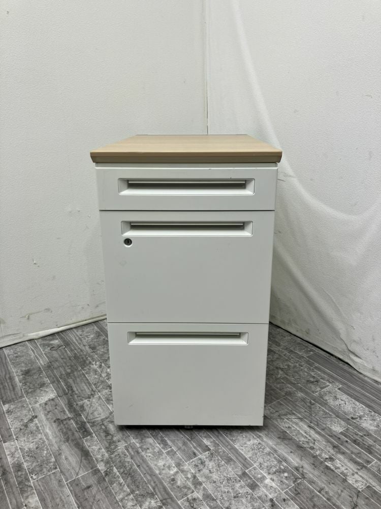 オカムラ3段脇机 商品画像2