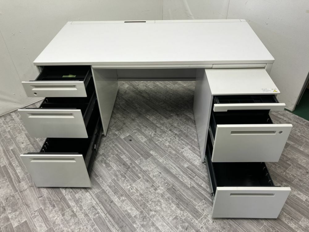 オカムラADVANCE（アドバンス）シリーズ 1600片袖デスク+ワゴンセット 商品画像3